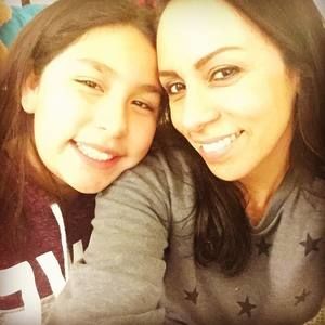 Meet your Posher, Ara